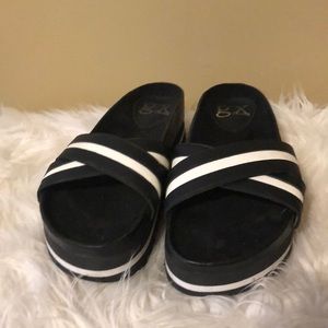 Gz by Gwen stefani platform sandal